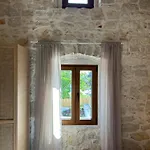 New 2024! Casa Vecchia Hébergement de vacances Višnjan