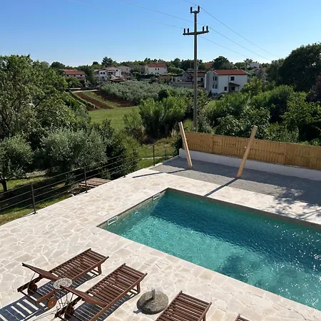 Ferienhaus New 2024! Casa Vecchia Višnjan